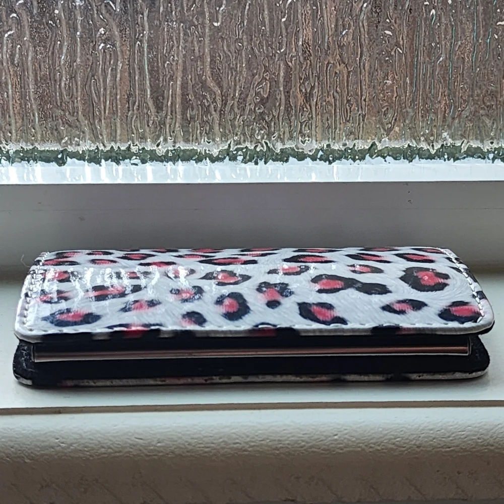 Business card holder. Animal print. - Picture 5 of 5